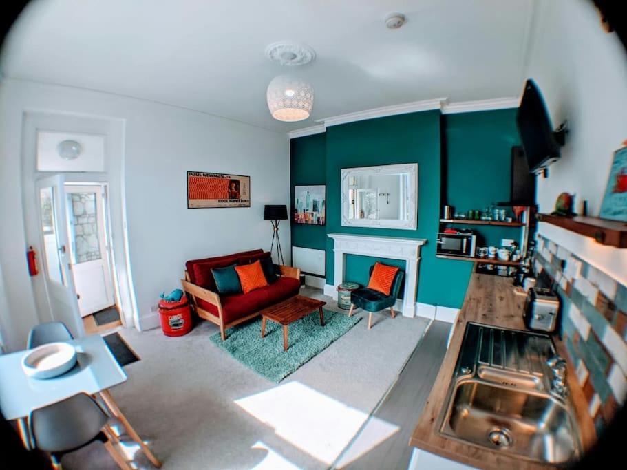 Victoria Boutique Lodge 'Stan" Sea View And Garden Apartment 벤트너 외부 사진