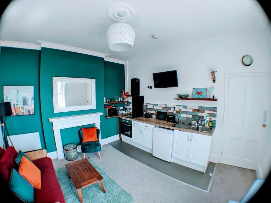 Victoria Boutique Lodge 'Stan" Sea View And Garden Apartment 벤트너 외부 사진